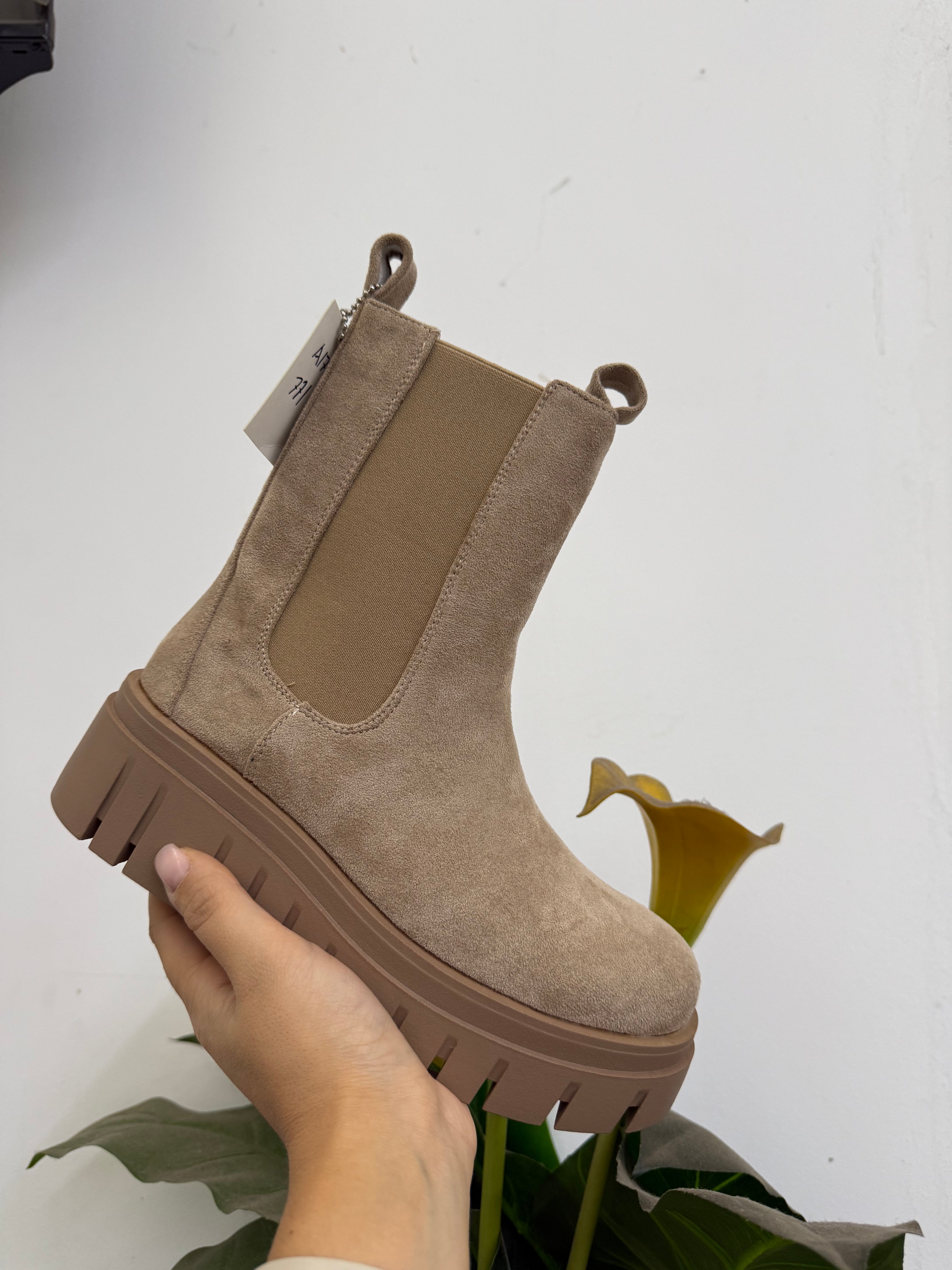 MP771 Stivaletto Kessy Platform Taupe