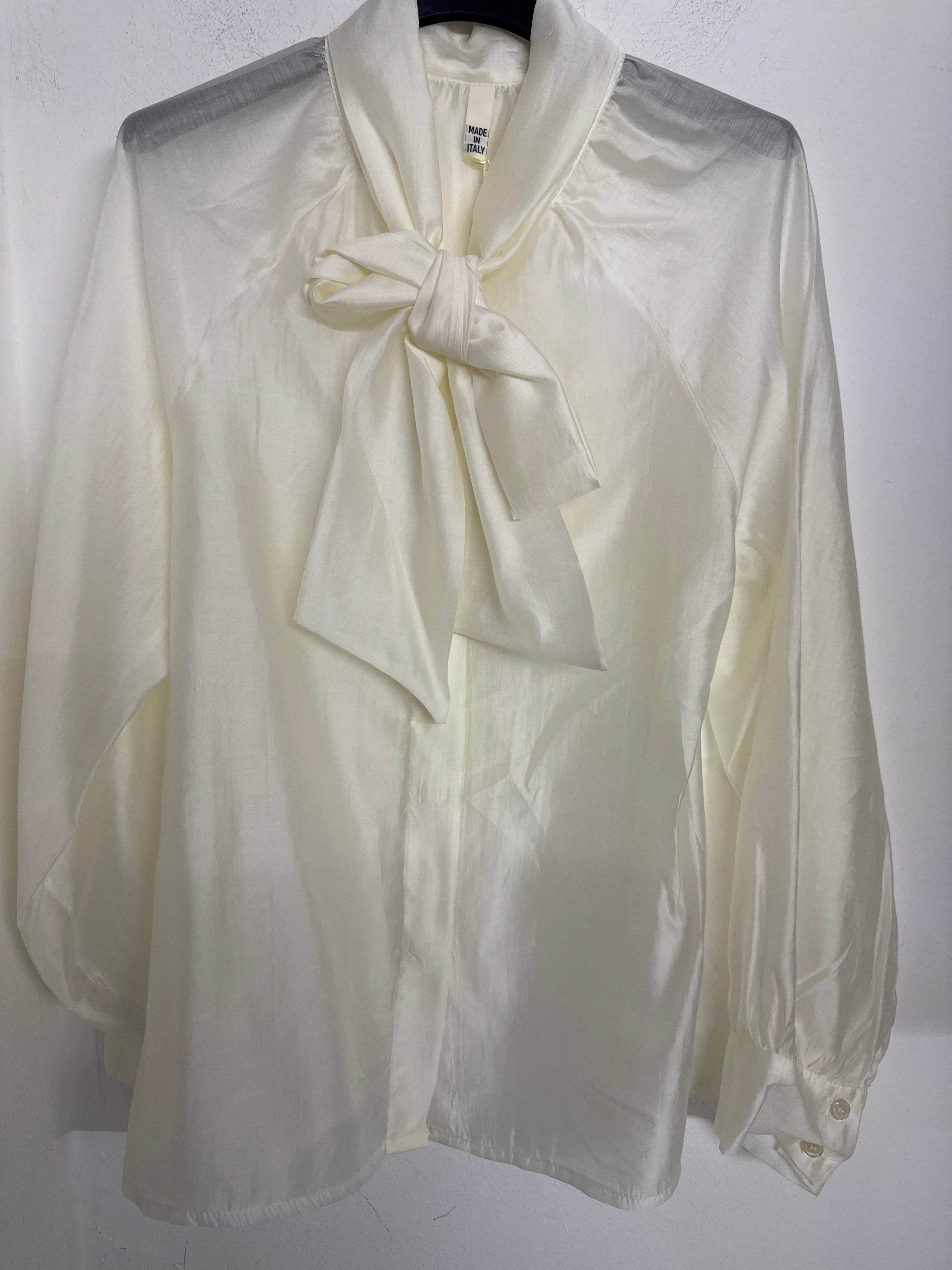 81961 Camicia Fiocco
