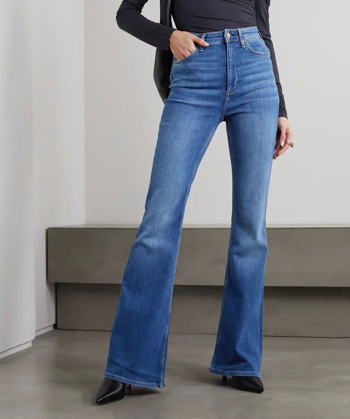 FX-9082 Jeans zampa Wendy