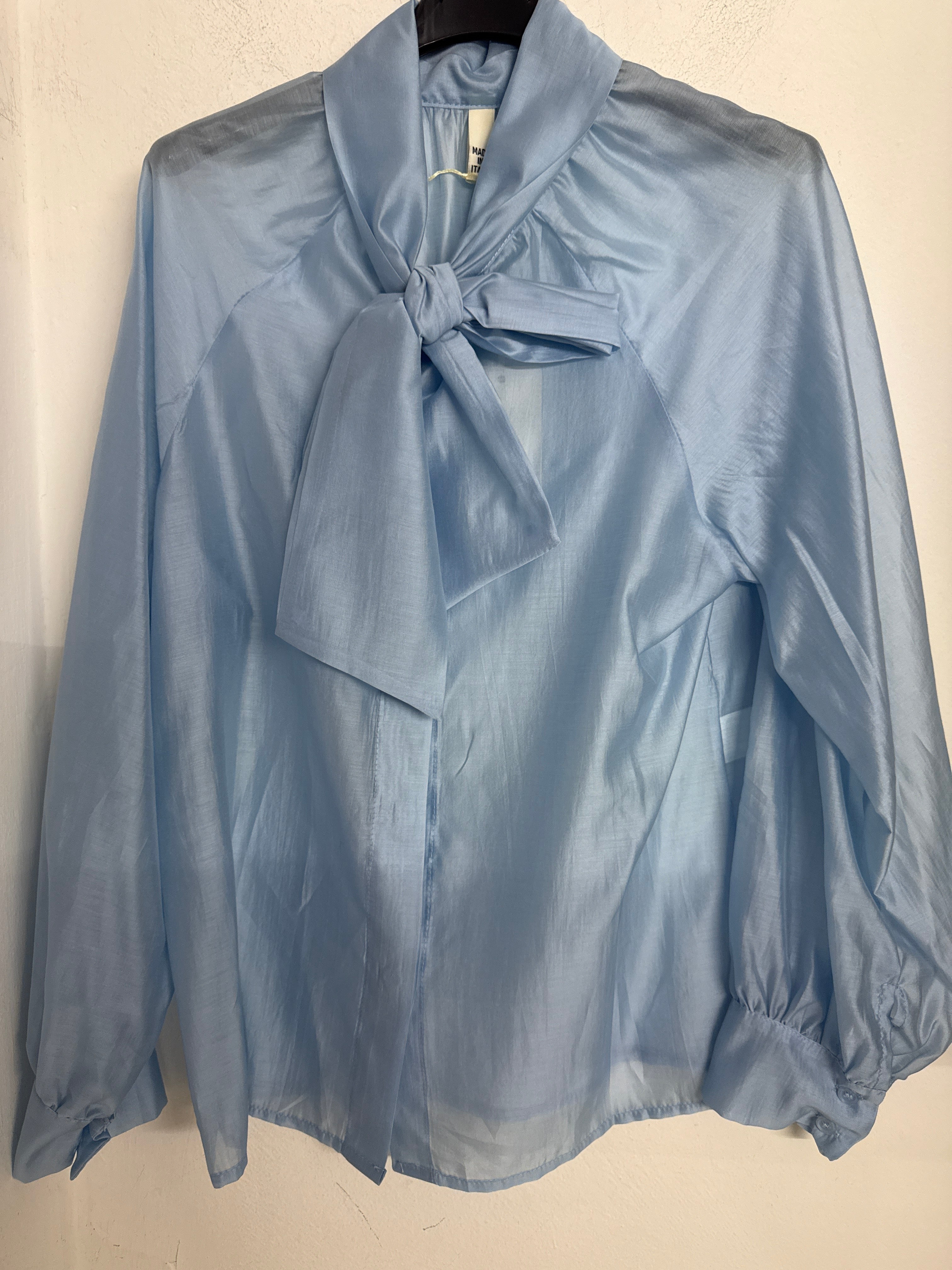 81961 Camicia Fiocco