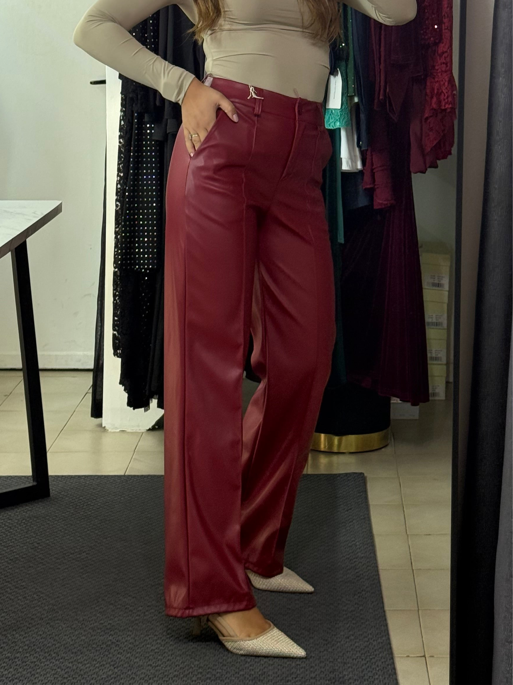 17266 pantalone ecopelle classico