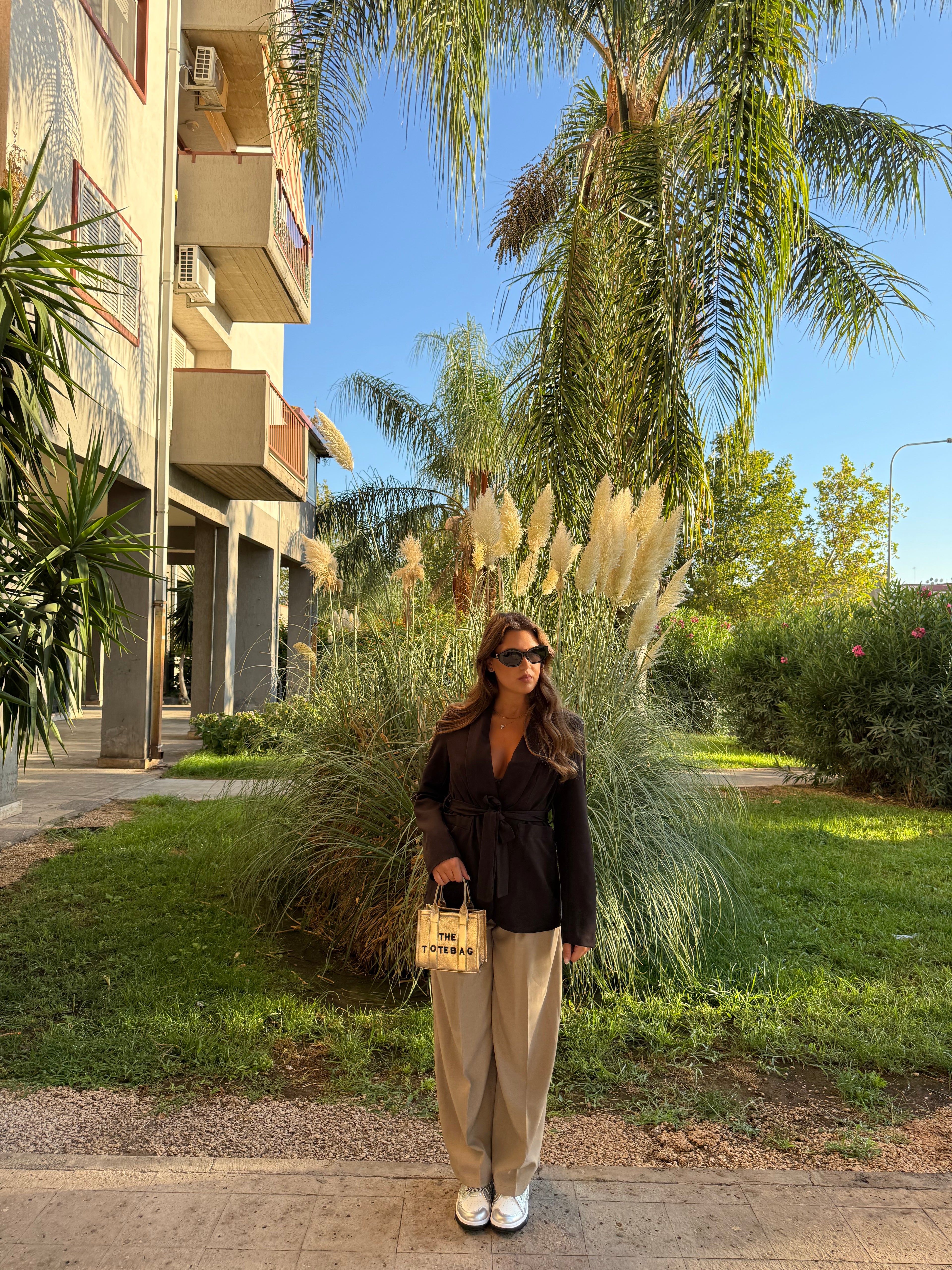 6271 Pantalone Leila