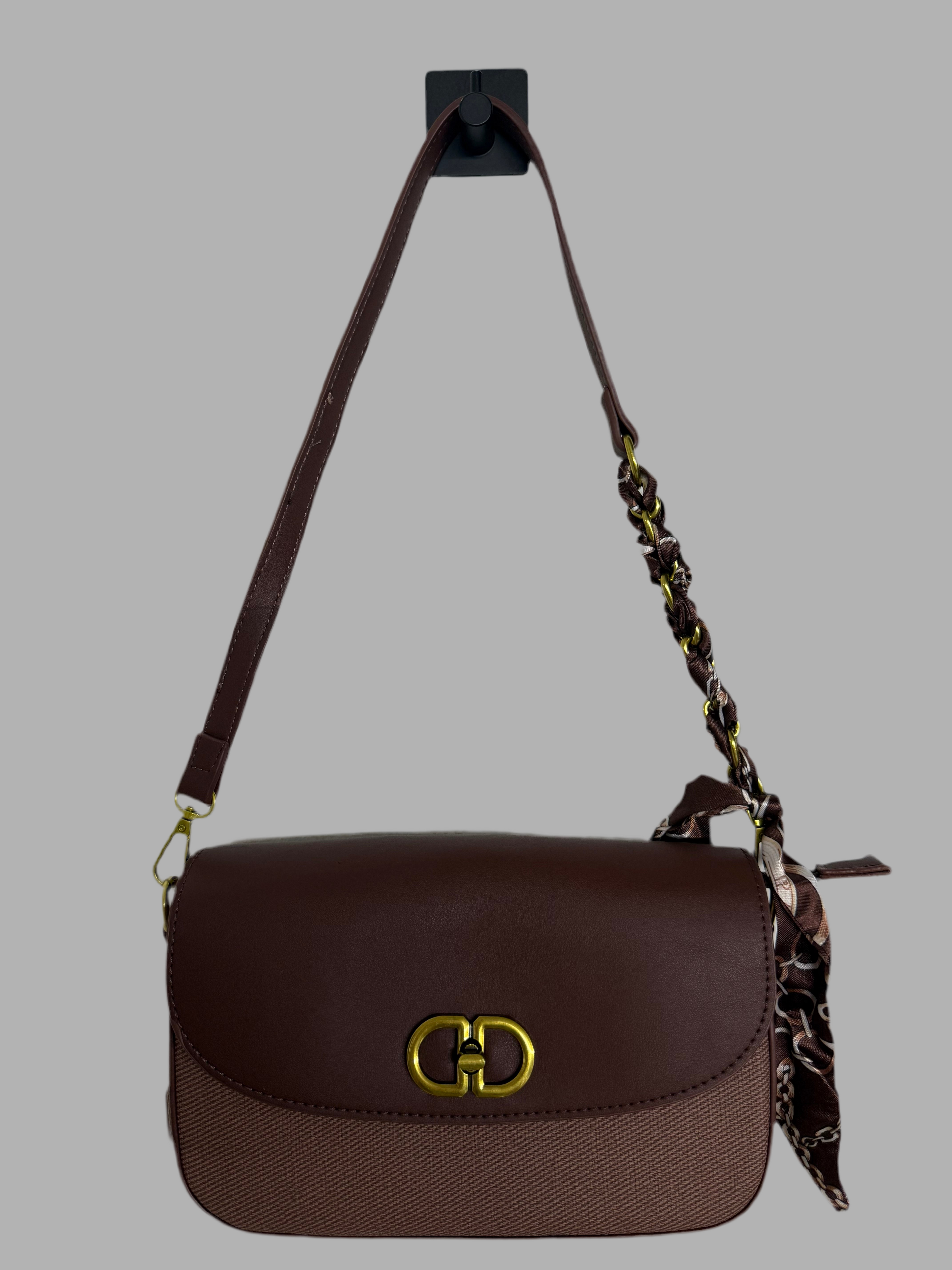H3806 Pochette Celine