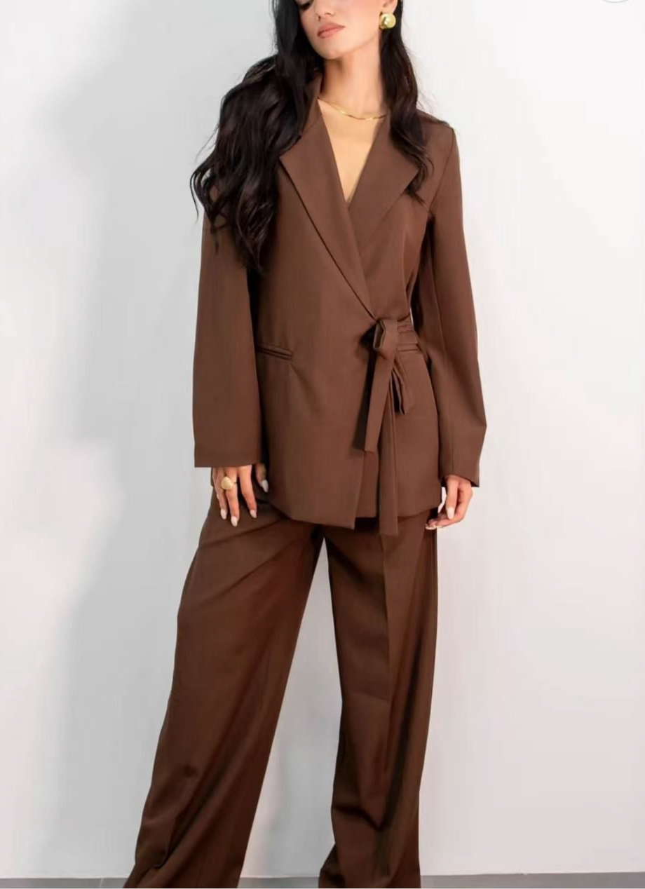 88703 Tailleur Josephine