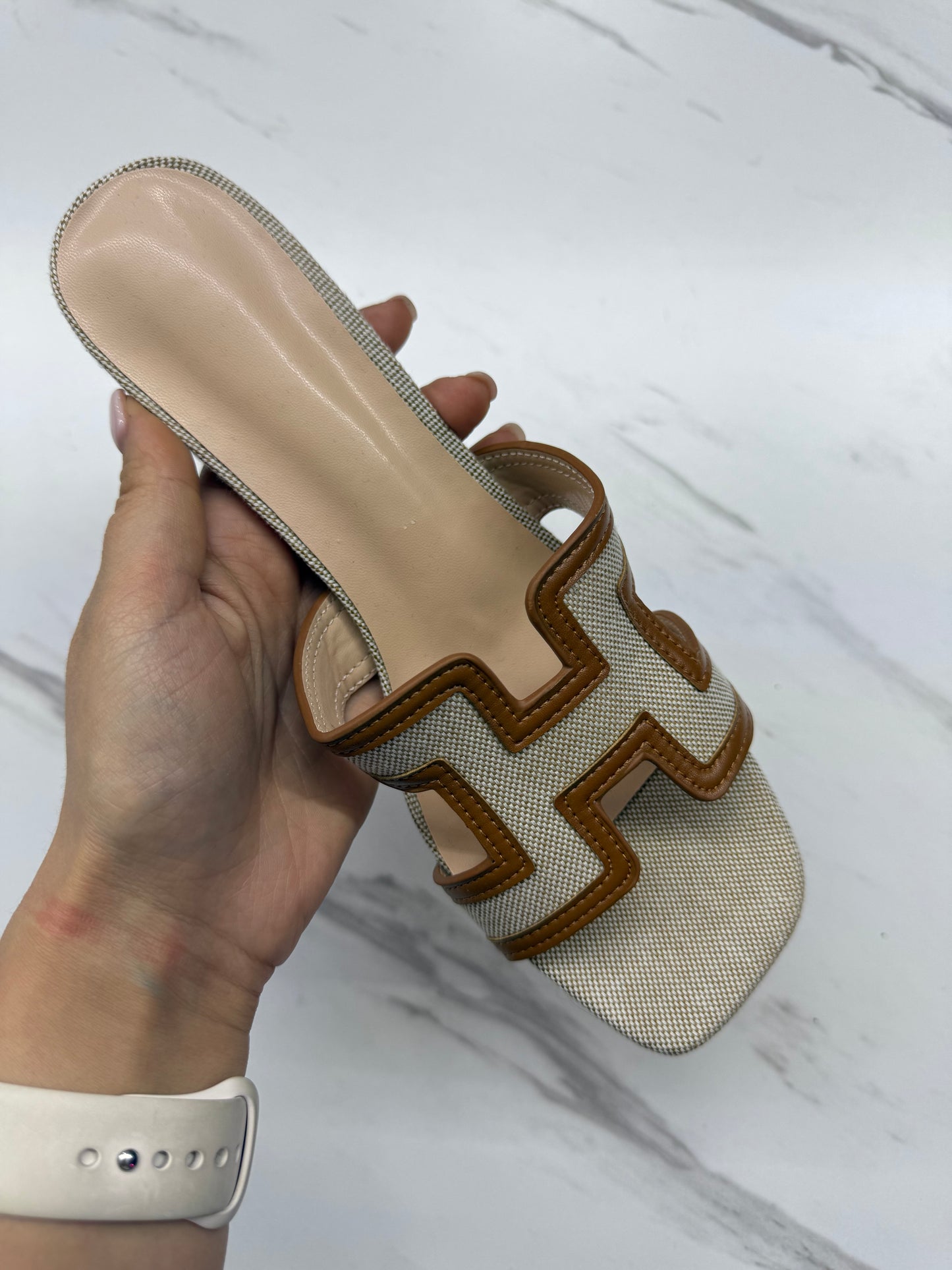 8082 Sandalo Hermès con tacco