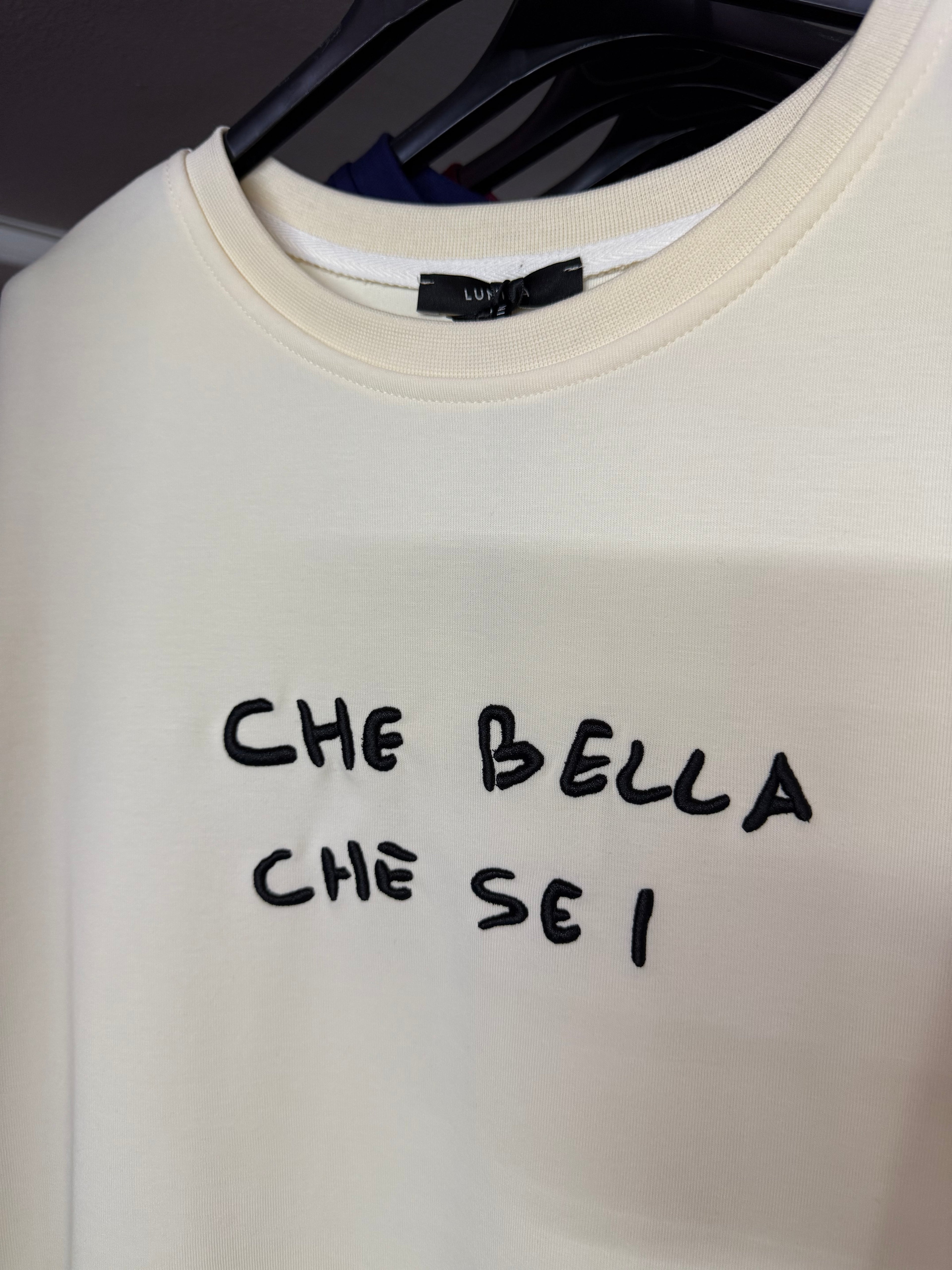 T-shirt by Lumina “Che bella che sei”