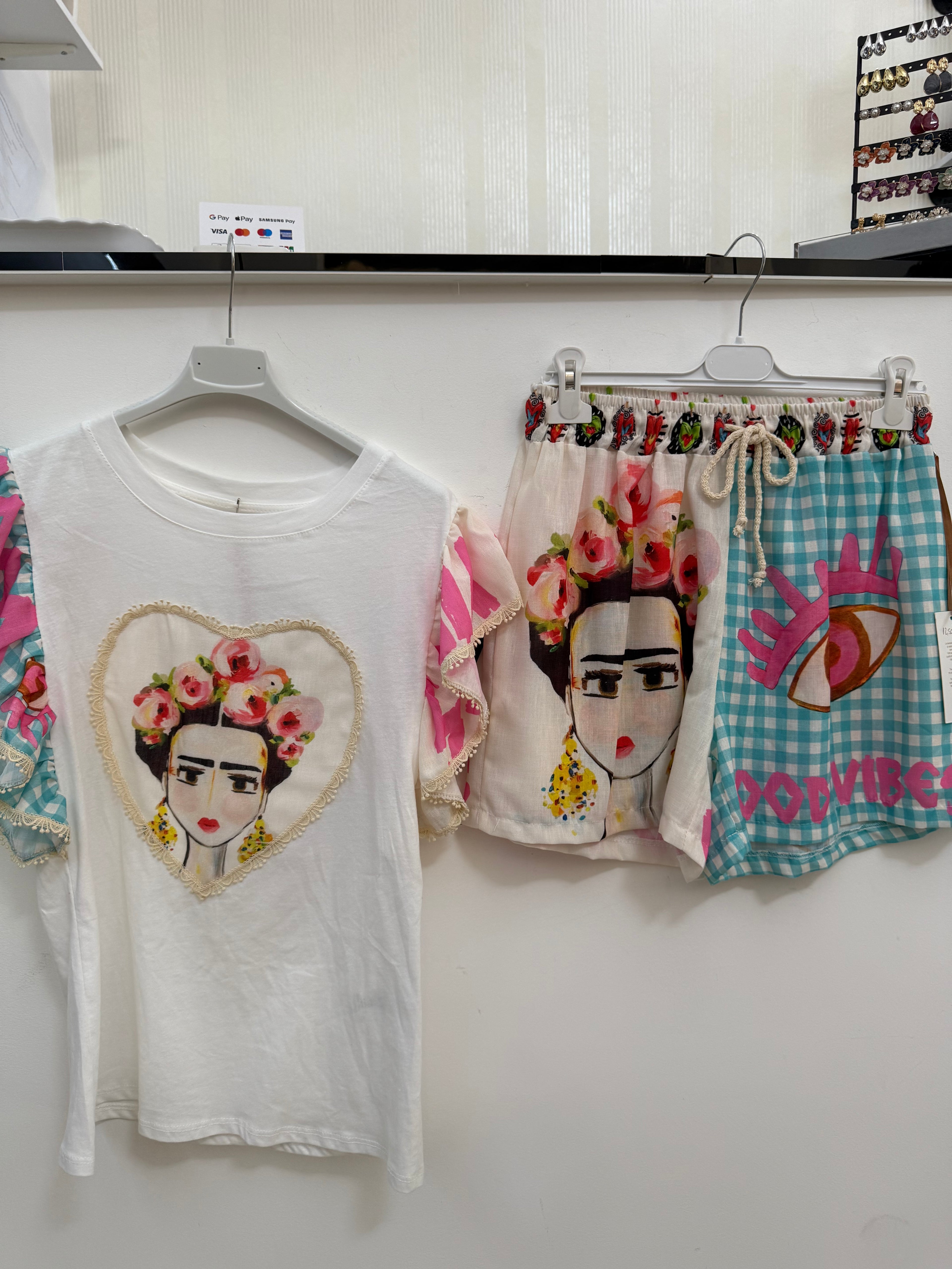 24053 Shorts Frida