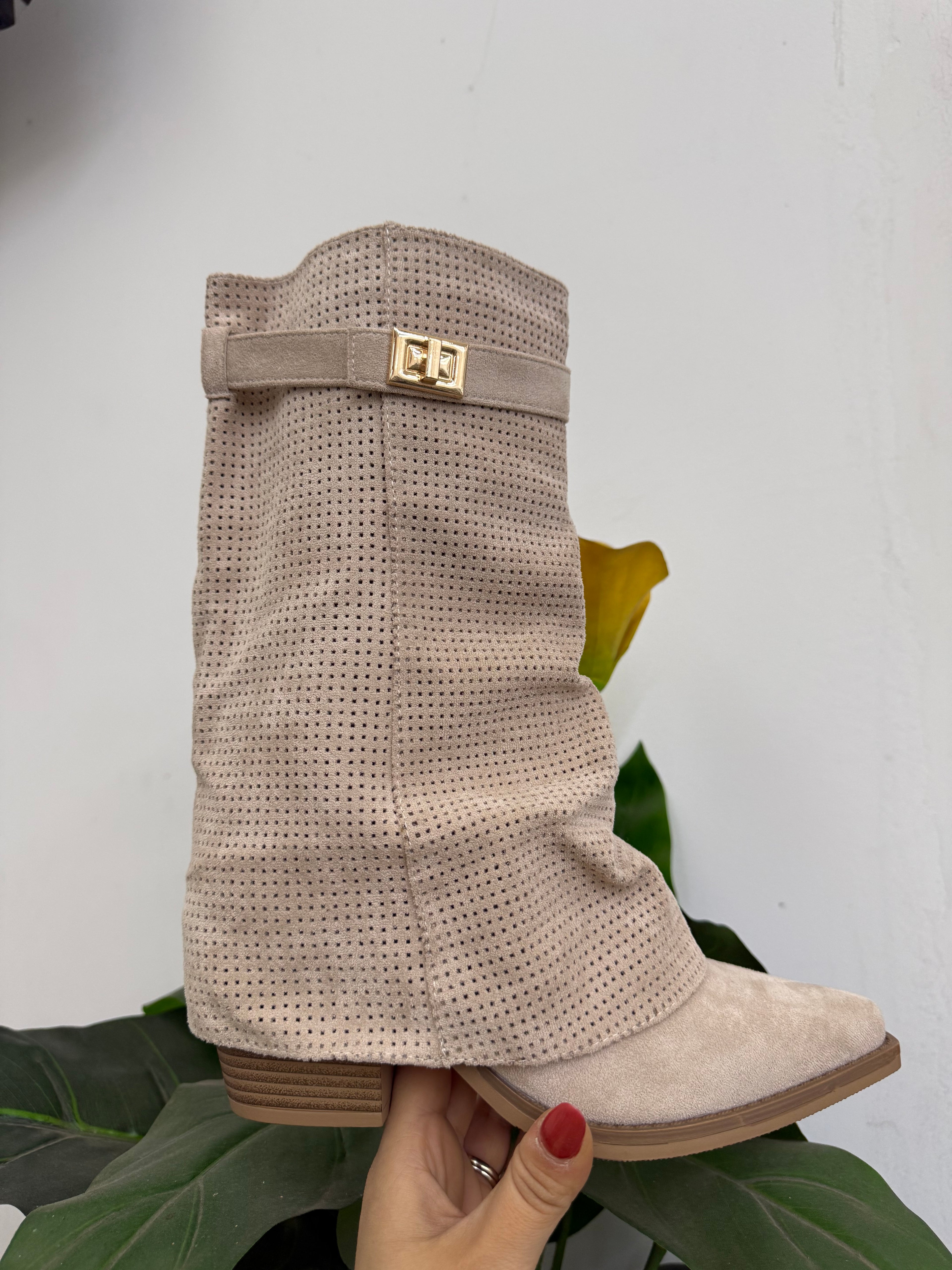 Texano Beige Suede