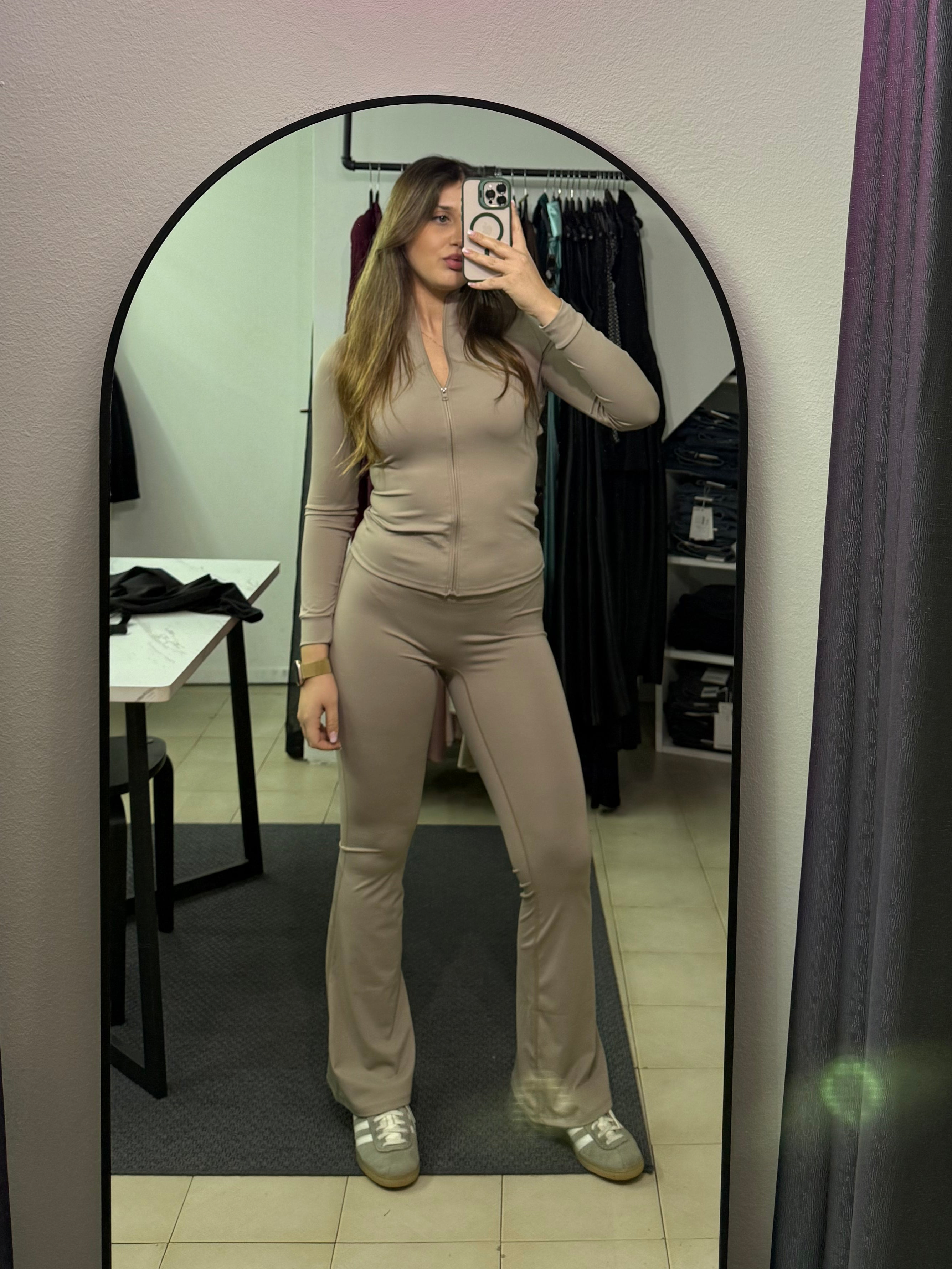 CML024 Coord Miss Kimery