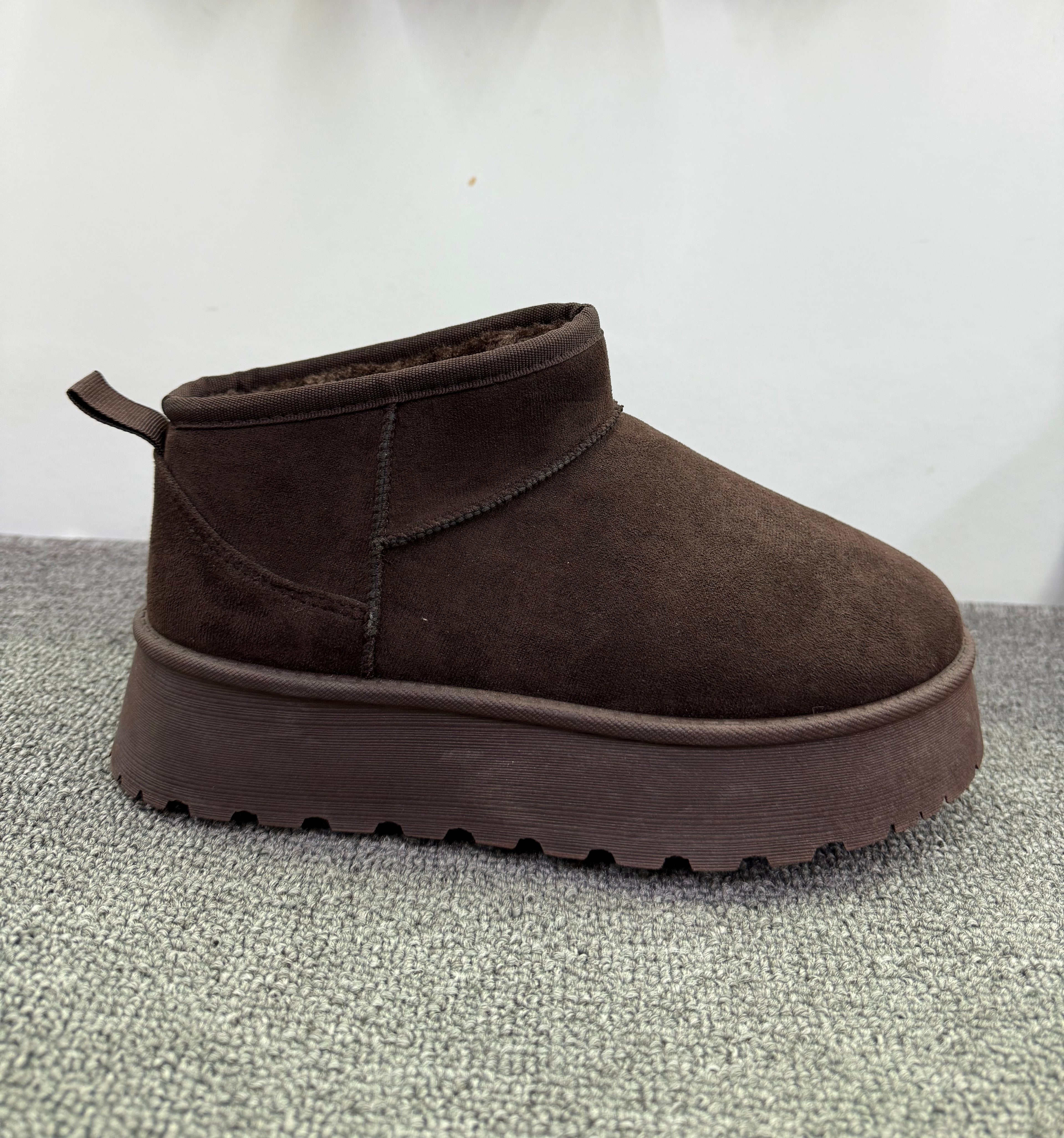 2210 stivaletto UGG