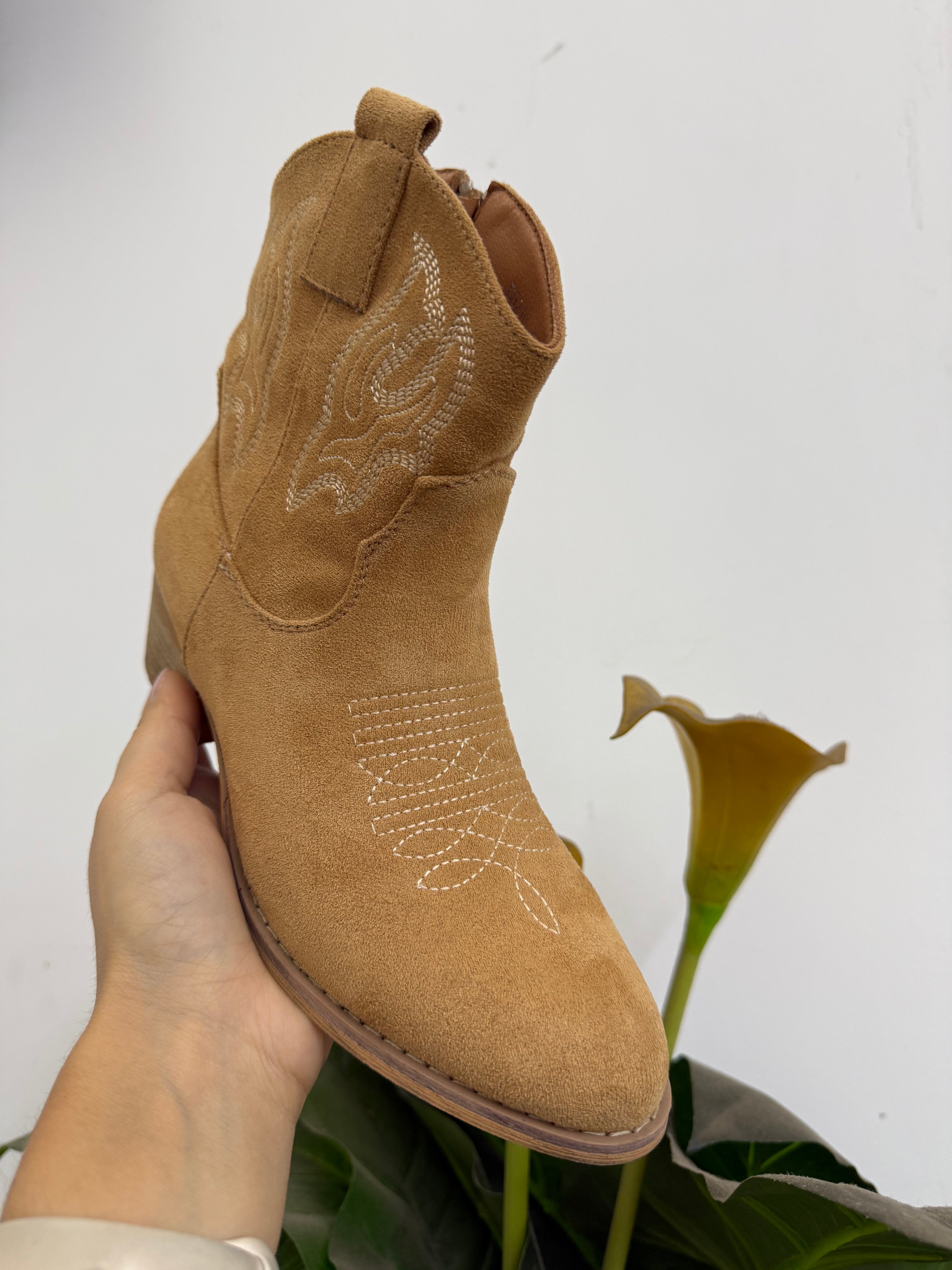 D8210 camperos Cammello