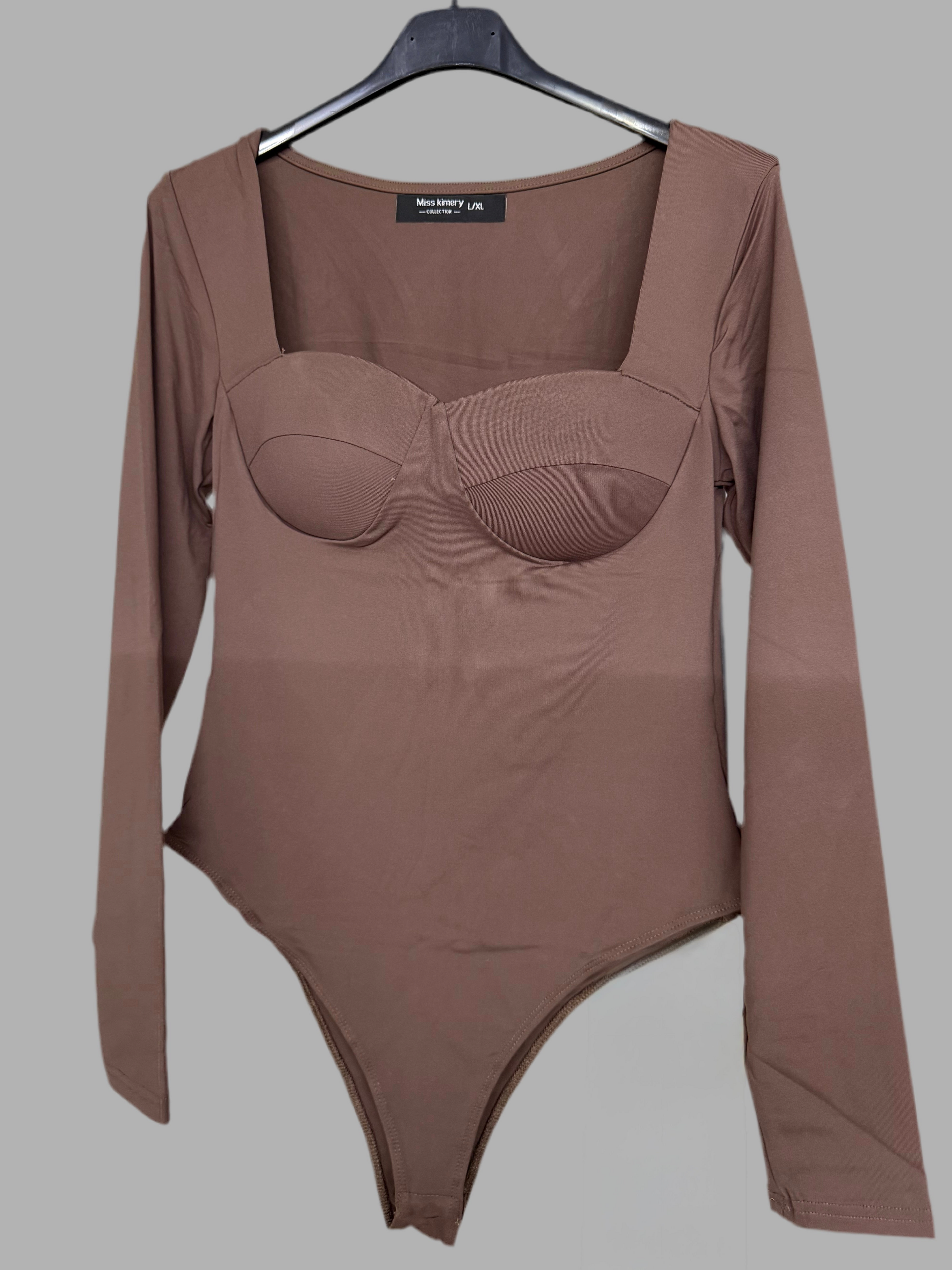 BJ26538 Body Kim