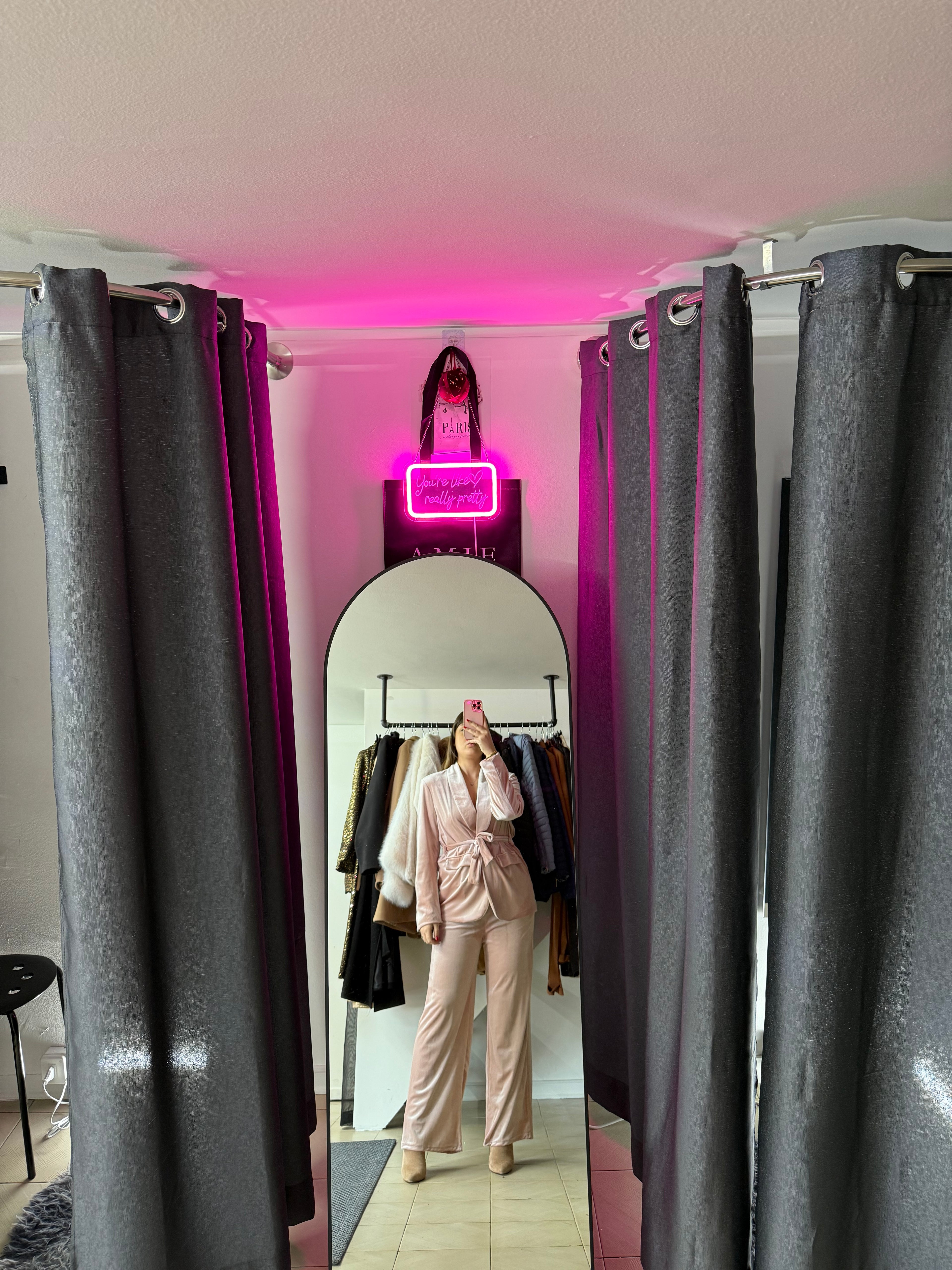 AO810 Tailleur Glamour