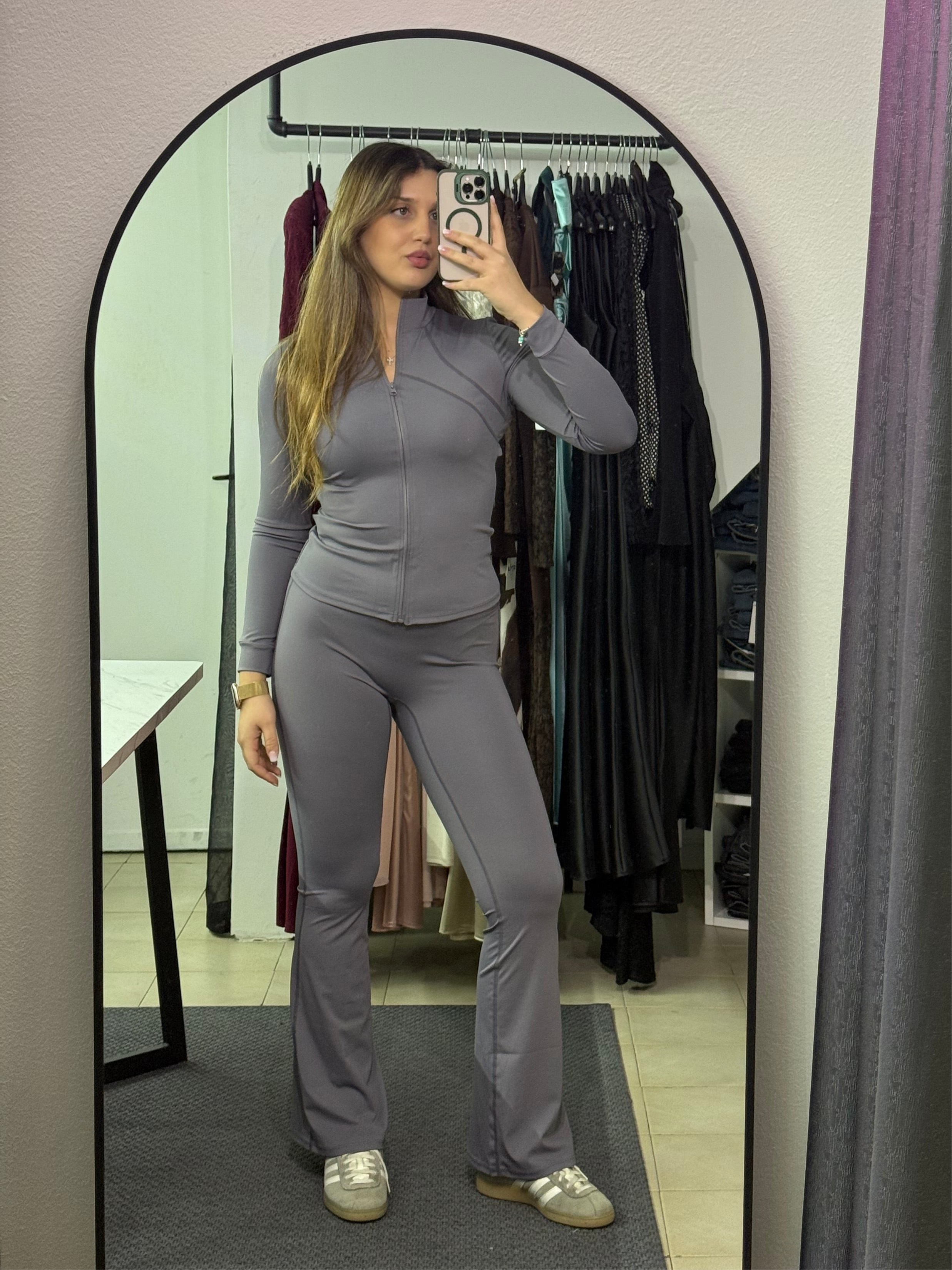 CML024 Coord Miss Kimery