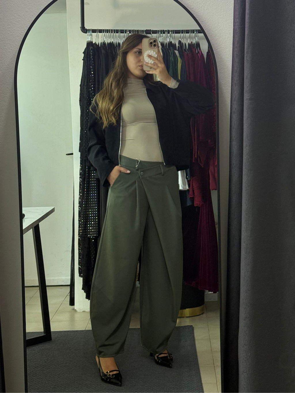 18200 Pantalone Baggy asimmetrico
