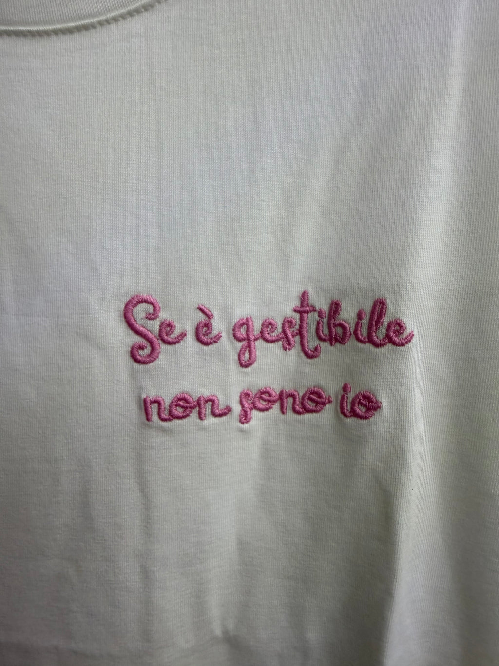 T-shirt “se é gestibile non sono io”
