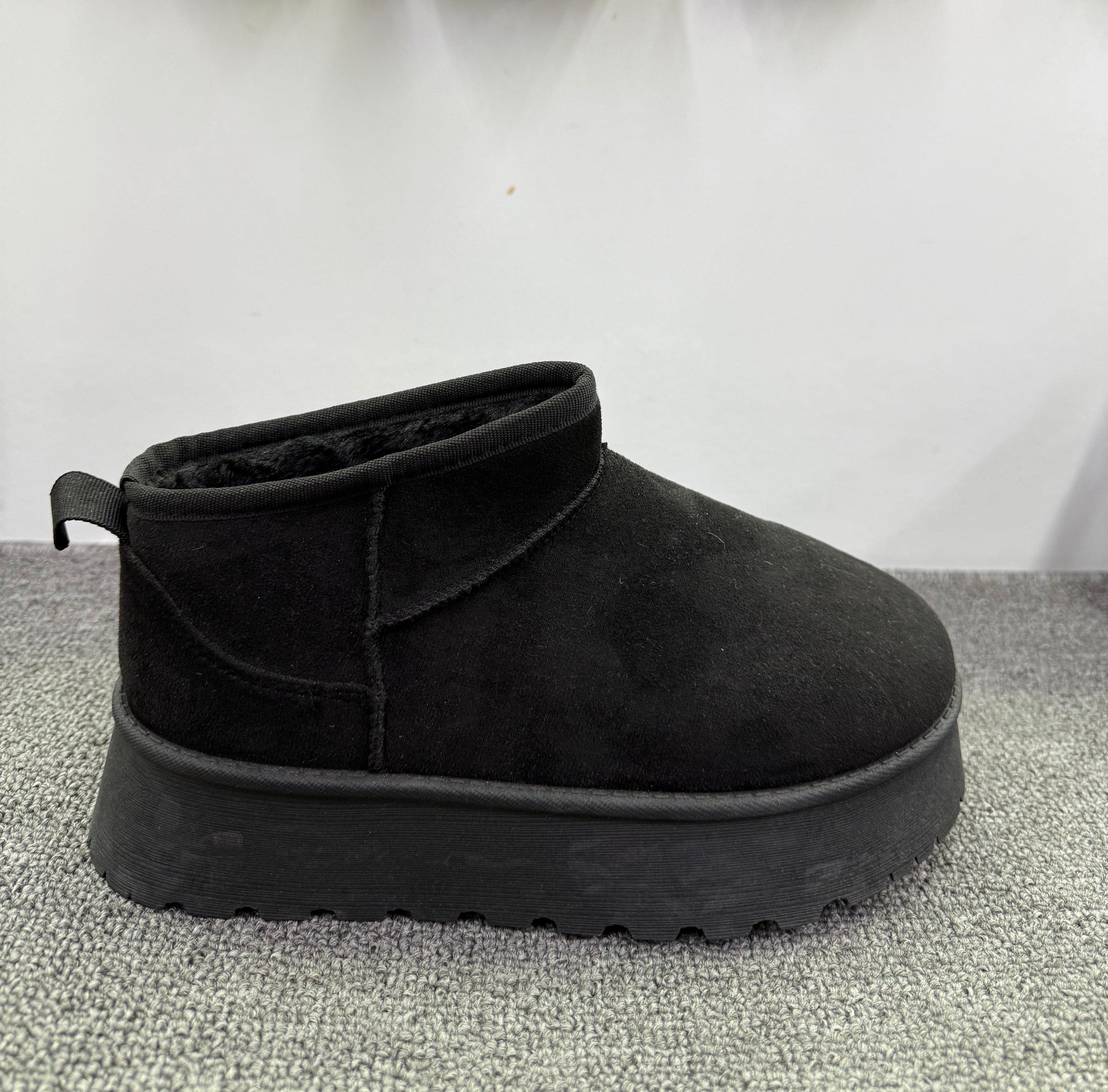2210 stivaletto UGG