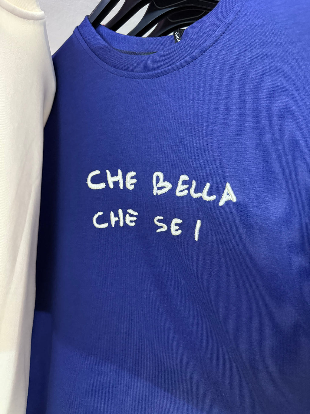T-shirt by Lumina “Che bella che sei”